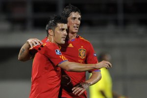 España golea a Liechtenstein
