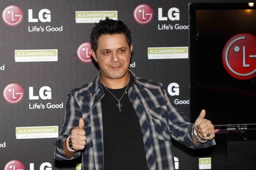 Alejandro Sanz:  'Presidente Chávez, quiero cantar en su país ¿me lo permite?'