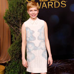 Michelle Williams apuesta por un diseño de Victoria Beckham