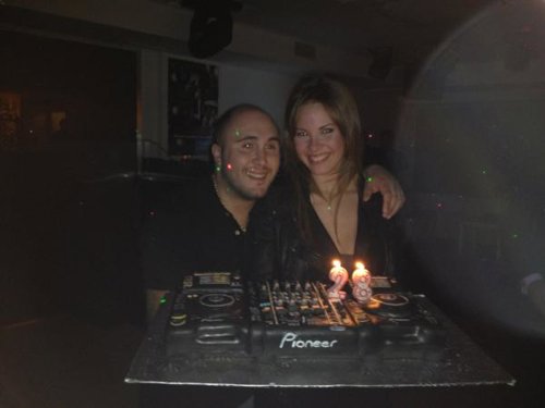 Jessica Bueno prepara una fiesta sorpresa a Kiko Rivera