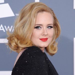 Adele, contra la publicación de supuestas fotografías suyas subidas de tono