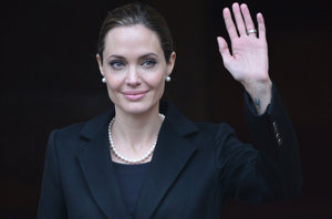 Angelina Jolie, una boda y una mudanza para conmemorar su nueva vida