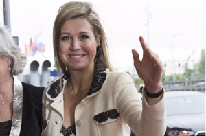 Sorprenden a Máxima Zorreguieta tocándola un tango por su cumpleaños