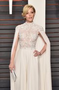Elizabeth Banks en la fiesta de los Oscars 2016 de Vanity Fair
