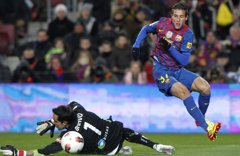 Foto: El Barça solventa con miedo ante la Real (REUTERS)