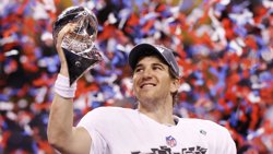 Foto: Twitter anota un 'touchdown': récord de 12.233 'tuits' en la Super Bowl (REUTERS)