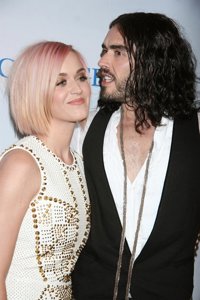 Katy Perry y Rusell Brand ya están oficialmente divorciados