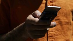 Foto: Los mensajes en el móvil como prueba en demandas de divorcio (EUROPA PRESS)