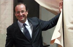 Foto: Hollande dice que su patrimonio asciende a 1,2 millones de euros (© REGIS DUVIGNAU / REUTERS)