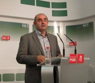 Foto: Uno de los candidatos al congreso del PSOE de Granada abandona (EUROPA PRESS)
