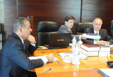 Foto: El Ejecutivo regional reconoce que el impacto del ajuste en sanidad y educación alcanzará los 205 millones (CEDIDA)