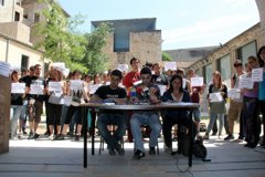 Foto: Los encerrados la Universidad de Girona solo se irán por la fuerza (EUROPA PRESS)