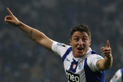 Foto: El Atlético ficha al 'Cebolla' Rodríguez (REUTERS)