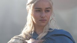 Foto: La estrella de Juego de tronos Emilia Clark será la novia de Zoidberg en Futurama (HBO)