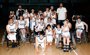 
                              Foto: RSC.-Los jugadores Reyes y Sergio Llull, con los jóvenes del Campus Inclusivo de Baloncesto