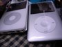 
                              Foto: ¿Acabarán con el "monopolio" de Apple Lightning, Android y el Bluetooth?