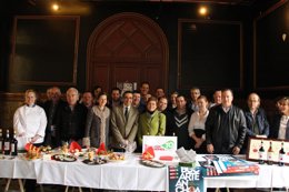 Foto: 25 restaurantes de Torrelavega participan en la I Feria del Bocarte y la Anchoa (AYUNTAMIENTO)