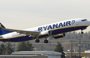 
                              Foto: Ryanair cree que Vueling sustituirá a Iberia en los vuelos de corto radio en Barajas
