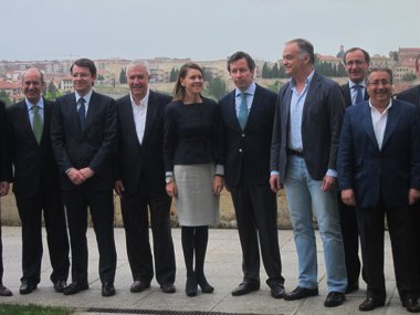 Foto: Cospedal, a los 'barones' del PP: "No es negociable" apoyar al Gobierno (EUROPA PRESS)