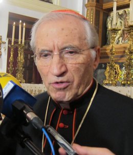 Foto: Los obispos aplauden la "igualdad académica" para Religión (EUROPA PRESS)