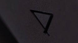 Foto: Sony "enseña" PlayStation 4: Congelamos los fotogramas del borroso vídeo (PORTALTIC)