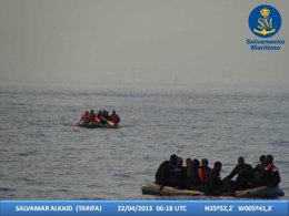 Foto: Rescatan a 39 inmigrantes de cinco embarcaciones en aguas del Estrecho (EUROPA PRESS/SALVAMENTO MARÍTIMO)