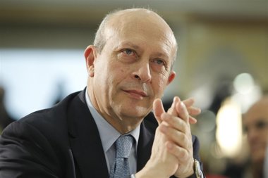 Foto: Wert pide ayuda a todo el PP para convencer sobre la LOMCE (EUROPA PRESS)