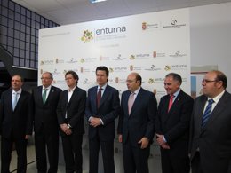 Foto: Soria inaugura en Guadix (Granada) la primera Escuela Internacional de Turismo Rural de Europa (EUROPA PRESS)