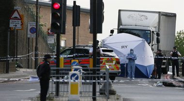 Foto: El Gobierno británico convoca su gabinete de crisis tras el asesinato de un hombre en Londres (STEFAN WERMUTH / REUTERS)