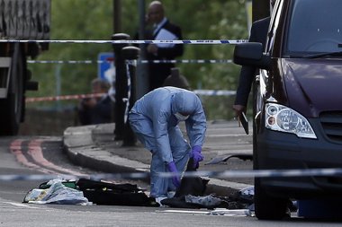 Foto: Uno de los autores del ataque en Londres, británico pero de origen nigeriano (REUTERS)