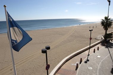 Foto: Cantabria consigue cuatro de las nuevas 18 banderas azules de España (EUROPA PRESS/FUENGIROLA)