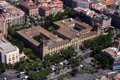 LOS MOSSOS DESALOJAN EL RECTORADO DE LA UB