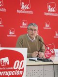 Foto: IU muestra su satisfacción tras apoyar la Junta General la reforma constitucional que propone el 15-M (EUROPA PRESS)