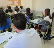 Foto: Cantabria, tercera comunidad con más reducción del abandono escolar (EUROPA PRESS)