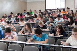 Foto: EL 96,4% de los estudiantes supera la PAU en la ULL (CEDIDA)