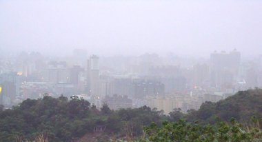 Foto: La contaminación atmosférica causa más de 2 millones de muertes al año en todo el mundo (JOHNTARANTINO1/WIKIMEDIA COMMONS)