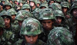 Foto: Tres soldados muertos por el ataque de otro (REUTERS)