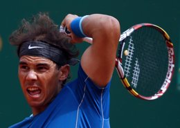 Foto: Nadal sufre para superar la gran oposición de Ramos (REUTERS)