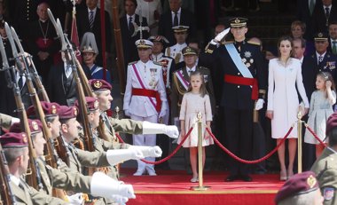 Foto: Felipe VI: "Represento a una monarquía renovada para un nuevo tiempo" (ALBERT GEA / REUTERS)