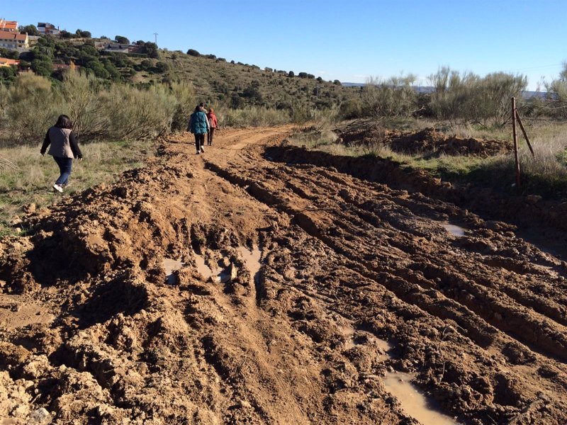 IU denuncia los "destrozos" en el Parque del Guadarrama - Europa Press