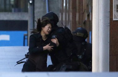 Foto: El secuestro de Sídney, en imágenes (JASON REED / REUTERS)