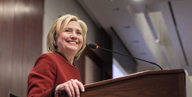 Foto: Clinton acepta declarar en el Congreso sobre Bengazhi (JOSHUA ROBERTS / REUTERS)