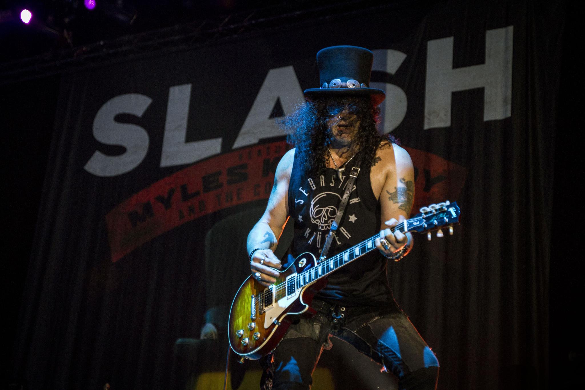 Resultado de imagen de grupo de slash