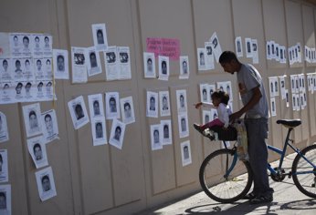 México acuerda con expertos de la CIDH relanzar la búsqueda de los normalistas (STRINGER MEXICO / REUTERS)
