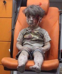 Foto: Omran Daqneesh, el niño que ha sobrevivido a la pesadilla de Alepo (TWITTER) 
