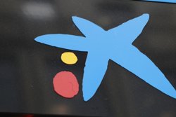 CaixaBank integrarà en la seva aplicació mòbil el servei de pagaments digitals de MasterCard (EUROPA PRESS)