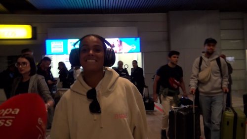 Gloria Camila, pletórica, llega a España con Iván González